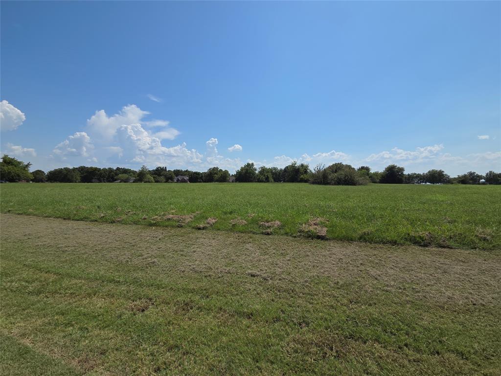 Lot 74 Tonkawa Trail Corsicana, TX 75109 - Photo 10 of 32 a view of a field with an ocean