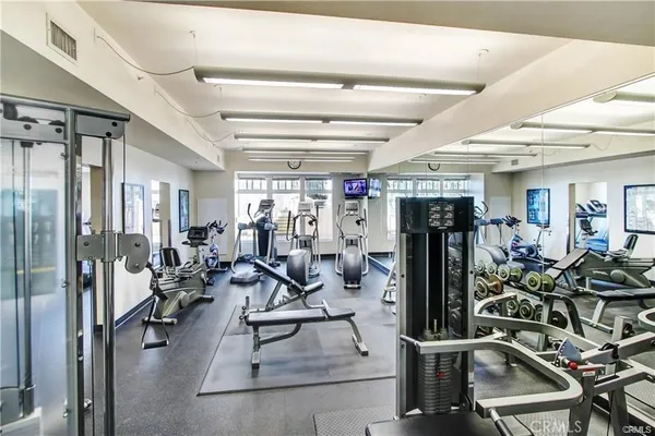 $2,500 | 488 East Ocean Boulevard, Unit 509, Long Beach, CA 90802