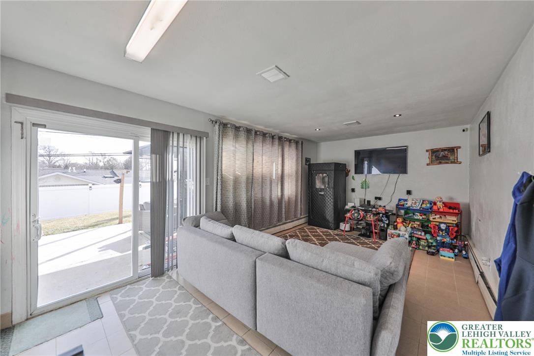 7270 Heather Road Lower Macungie Township, PA 18062 - Photo 30 of 90