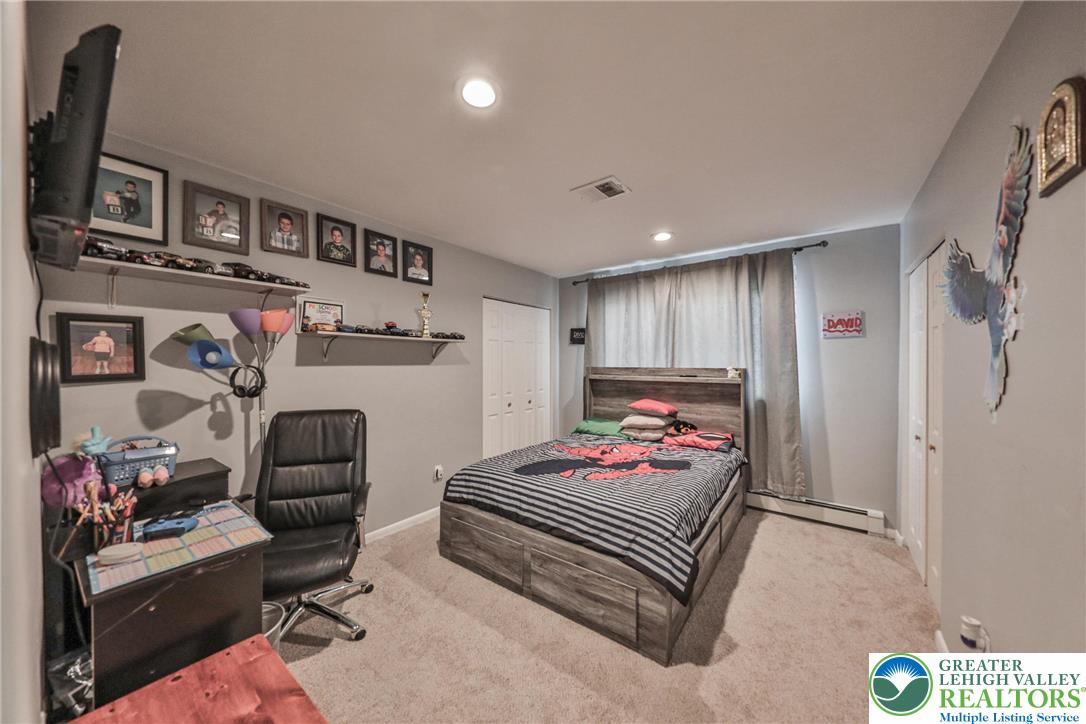 7270 Heather Road Lower Macungie Township, PA 18062 - Photo 38 of 90