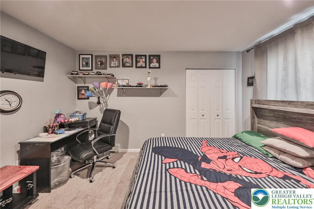 7270 Heather Road Lower Macungie Township, PA 18062 - Photo 39 of 90