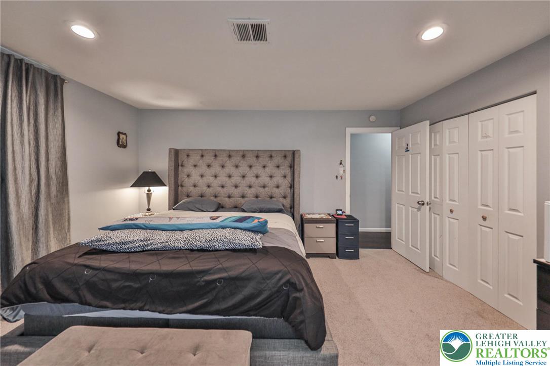 7270 Heather Road Lower Macungie Township, PA 18062 - Photo 42 of 90