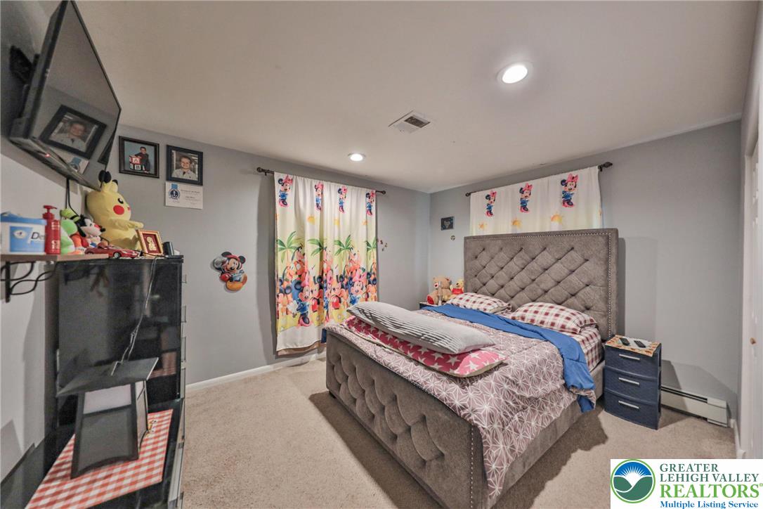 7270 Heather Road Lower Macungie Township, PA 18062 - Photo 45 of 90