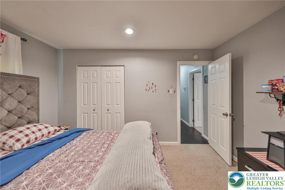 7270 Heather Road Lower Macungie Township, PA 18062 - Photo 48 of 90