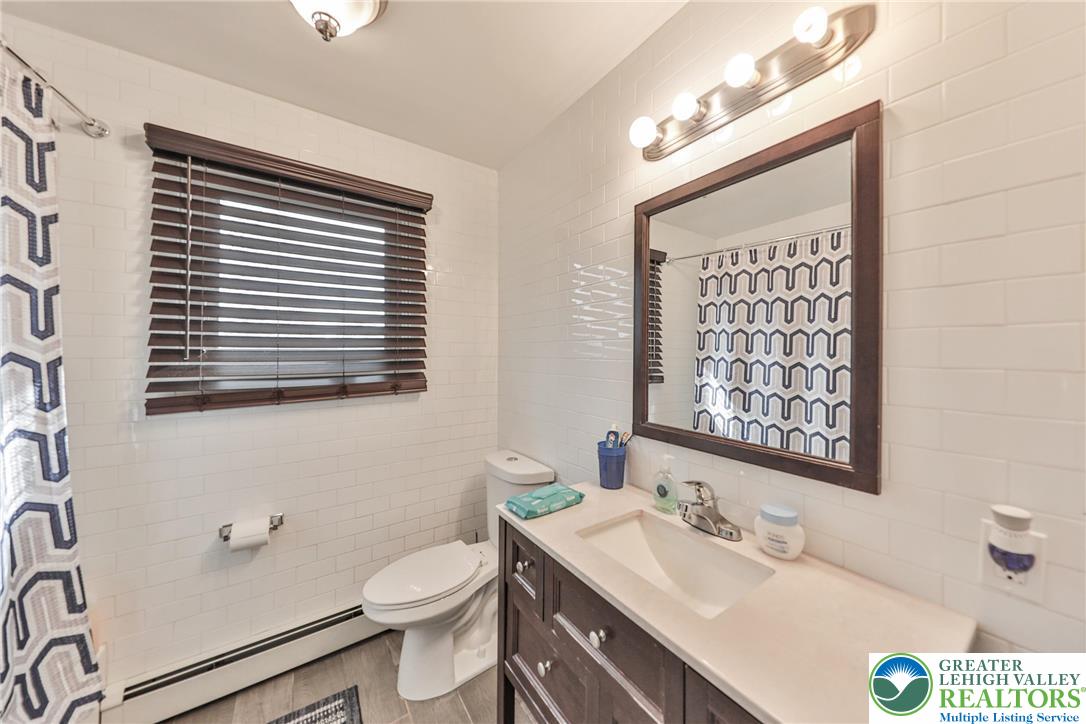 7270 Heather Road Lower Macungie Township, PA 18062 - Photo 55 of 90