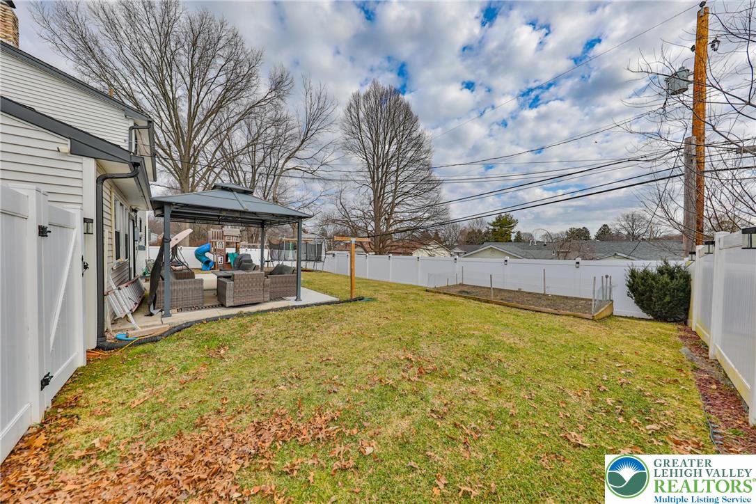 7270 Heather Road Lower Macungie Township, PA 18062 - Photo 70 of 90