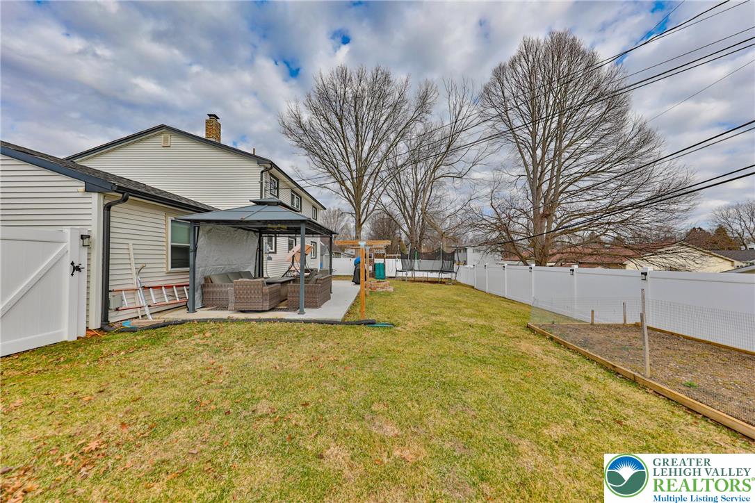 7270 Heather Road Lower Macungie Township, PA 18062 - Photo 71 of 90