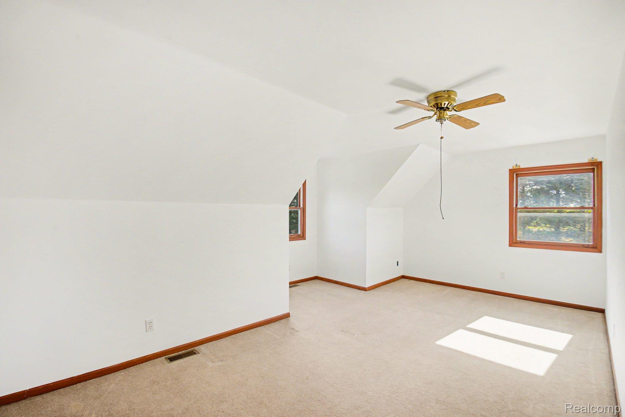 13519 Foley Road Capac, MI 48014 - Photo 22 of 34 022_file_8429.jpg