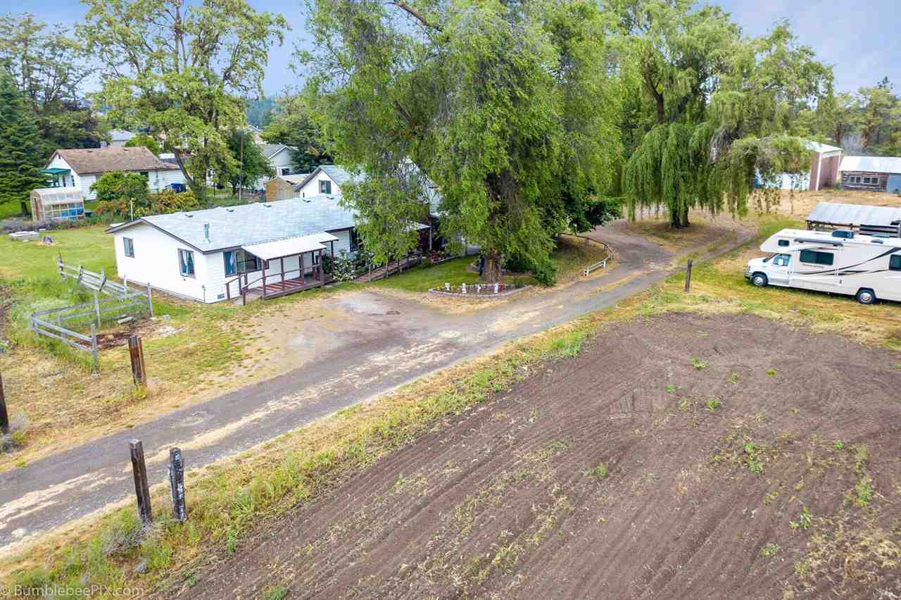 3311 East Farwell Road Mead, WA 99021 - Photo 3 of 16