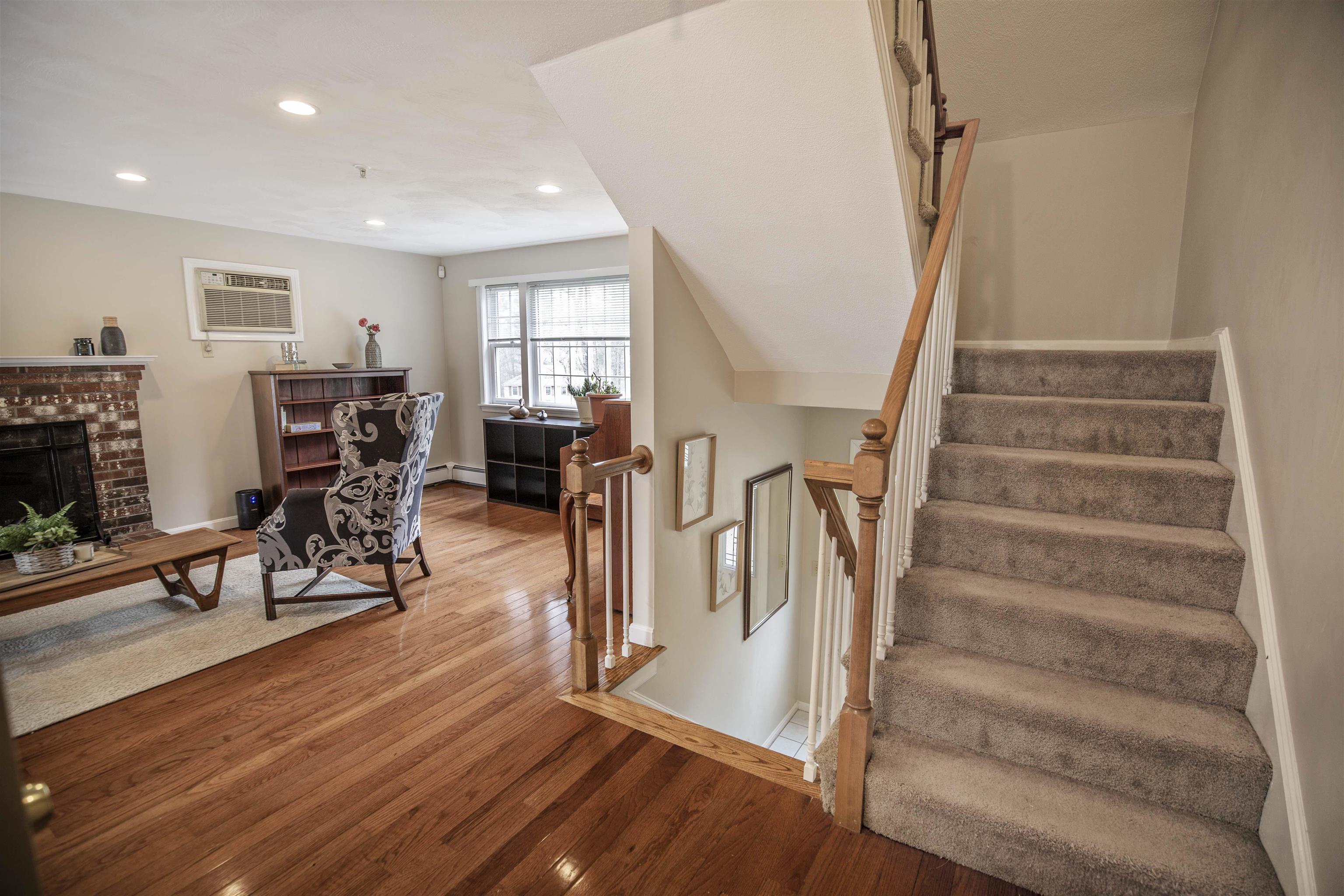 33 Norwood Road Salem, NH 03079 - Photo 10 of 39