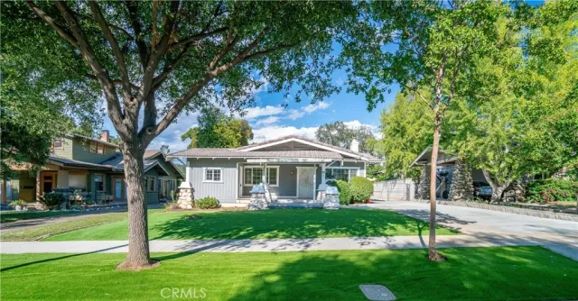 $2,900 | 511 Alvarado Street, Redlands, CA 92373