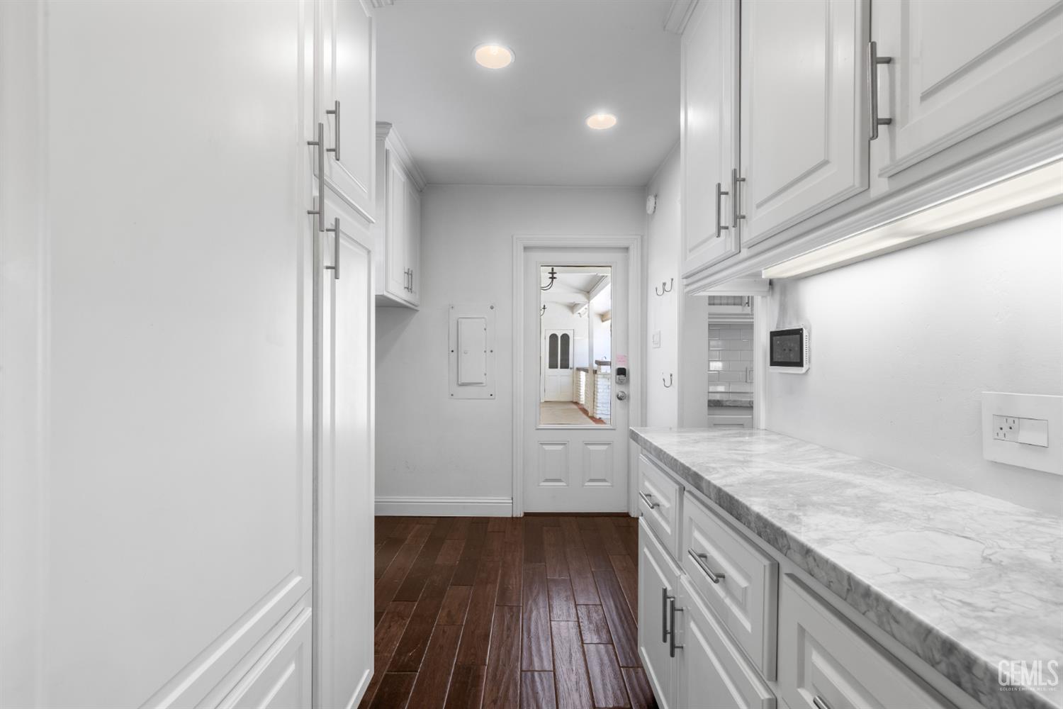 Undisclosed Address Bakersfield, CA 93309 - Photo 14 of 37