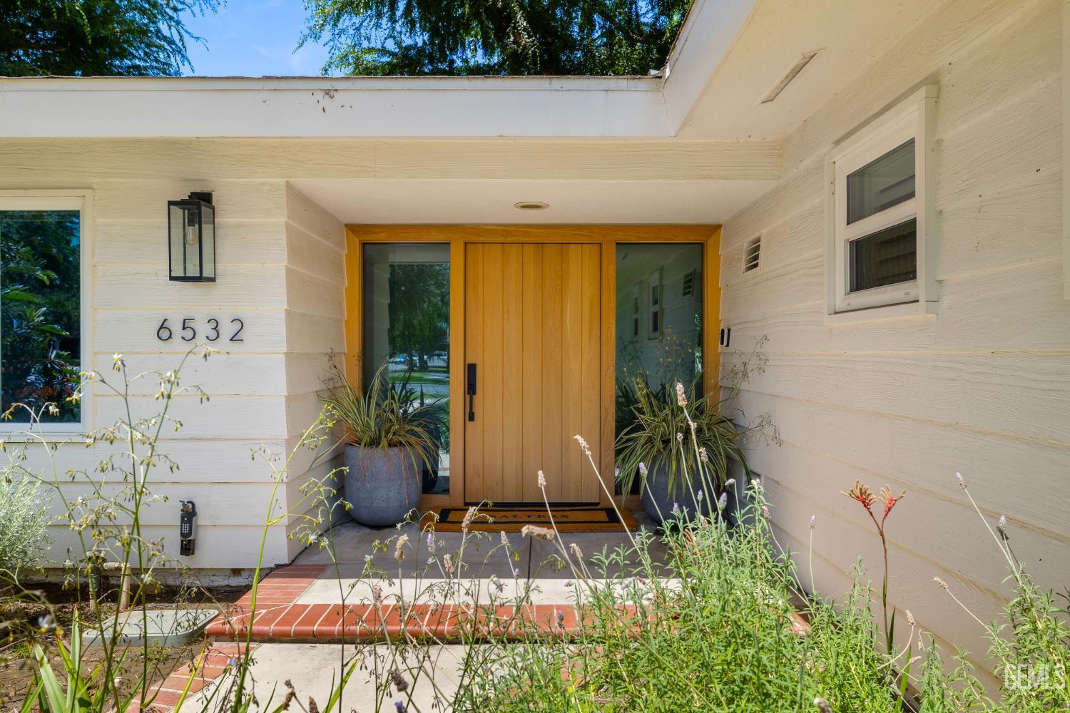 Undisclosed Address Bakersfield, CA 93309 - Photo 4 of 37