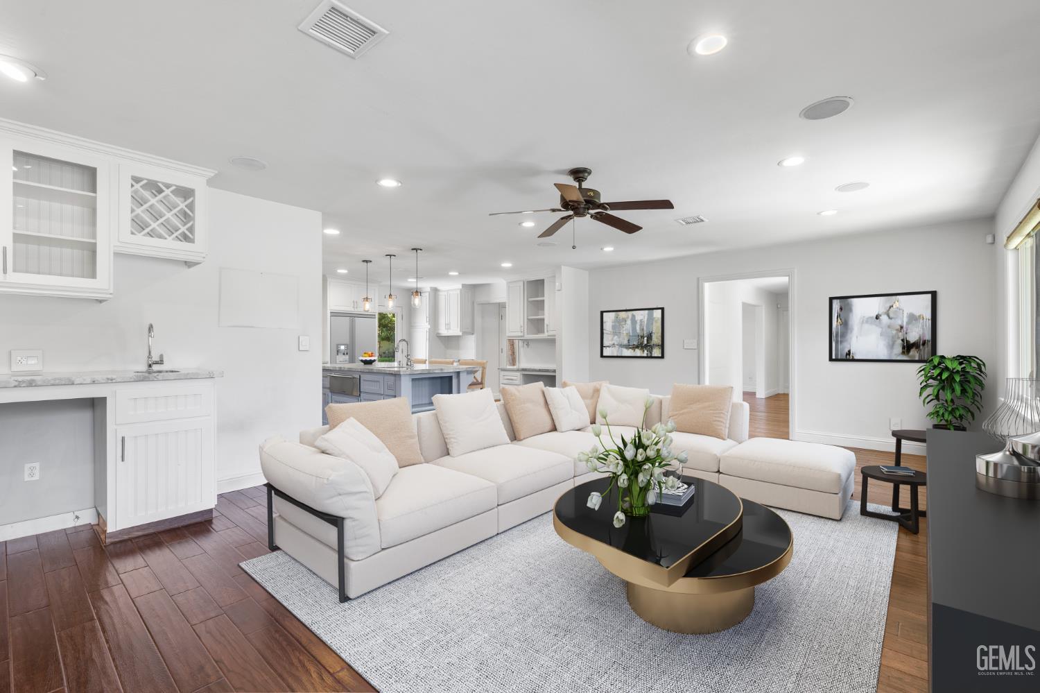 Undisclosed Address Bakersfield, CA 93309 - Photo 9 of 37