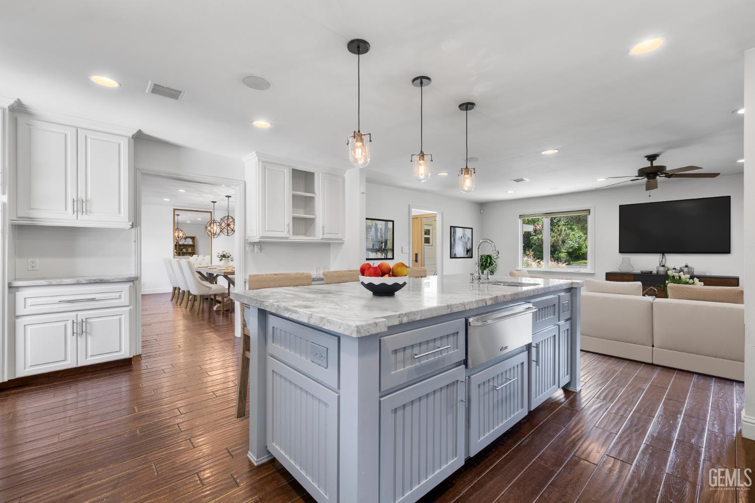 Undisclosed Address Bakersfield, CA 93309 - Photo 10 of 37