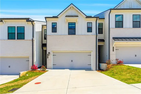 $2,400 | 1905 Westwind Street, Lawrenceville, GA 30043