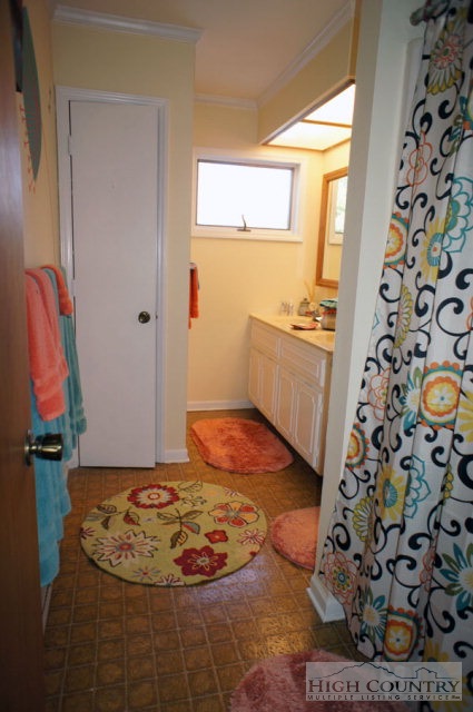 2180 Friendship Church Road Boone, NC 28607 - Photo 28 of 43 Gallery Image 28