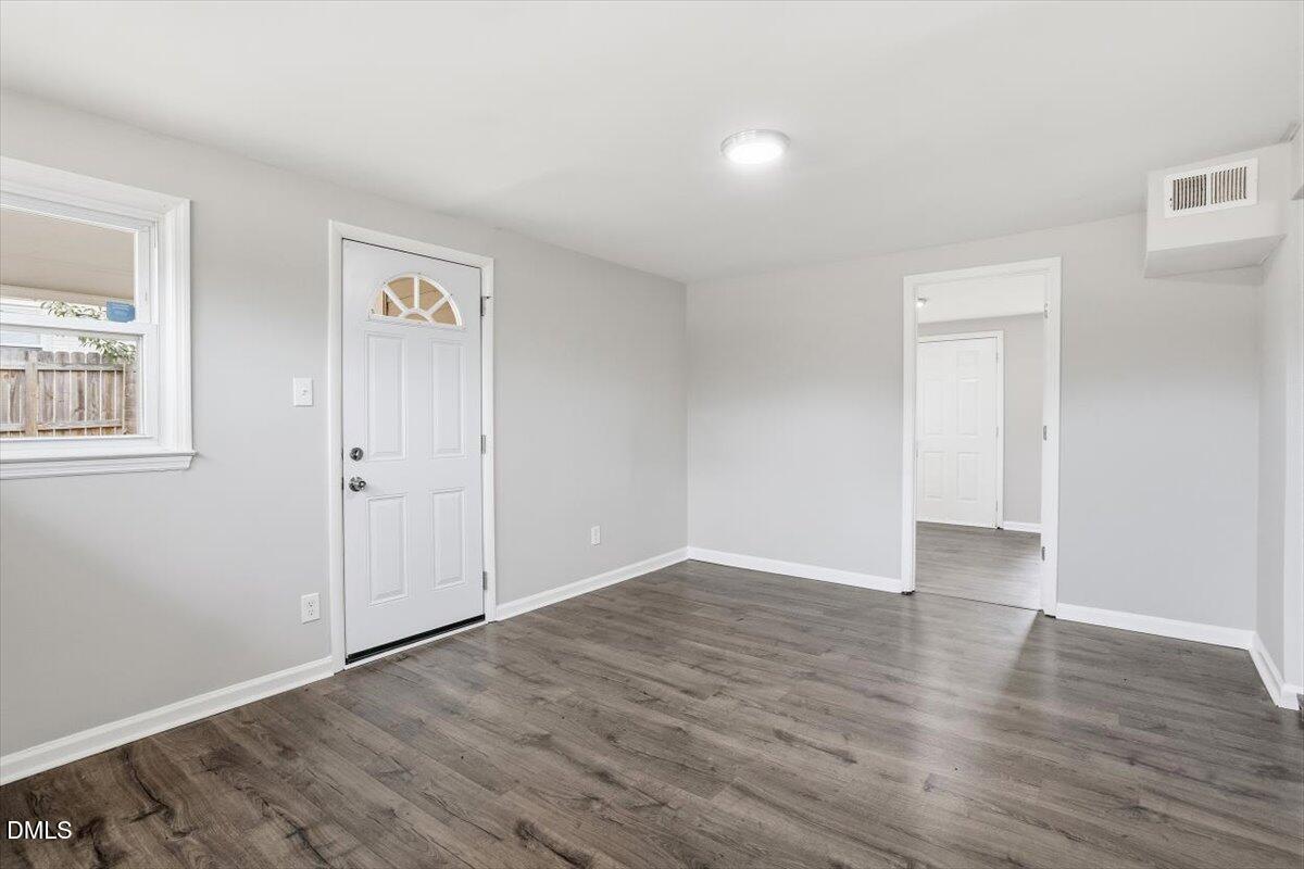 08-713 Friar Tuck Rd [2705011]_08
