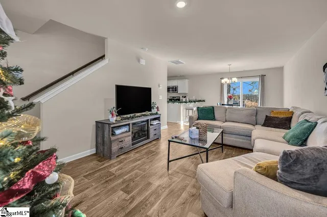 $235,000 | 127 Myers Lane, Laurens, SC 29360