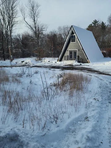 $230,000 | 8 Tebbetts Road, Rochester, NH 03867