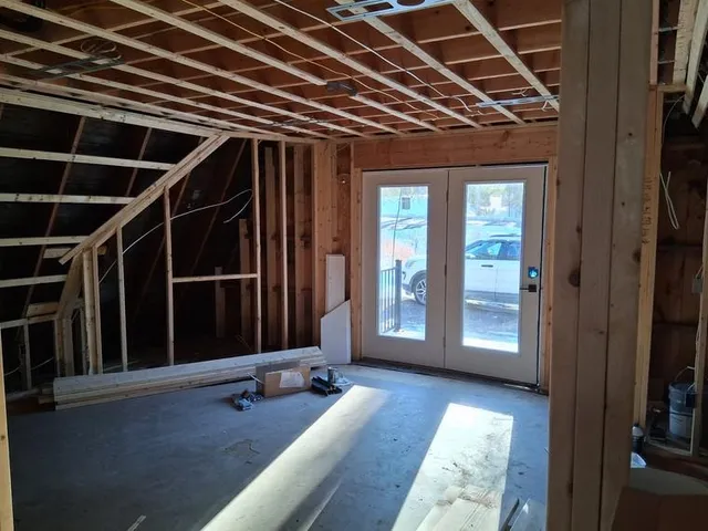 $230,000 | 8 Tebbetts Road, Rochester, NH 03867