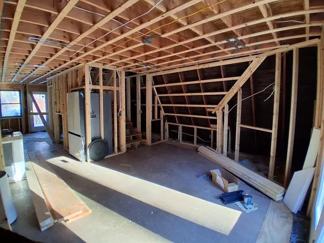 $230,000 | 8 Tebbetts Road, Rochester, NH 03867