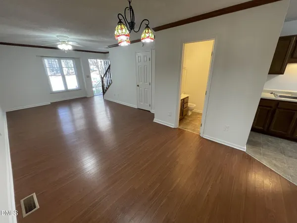 $1,450 | 121 Winners Circle, Cary, NC 27511