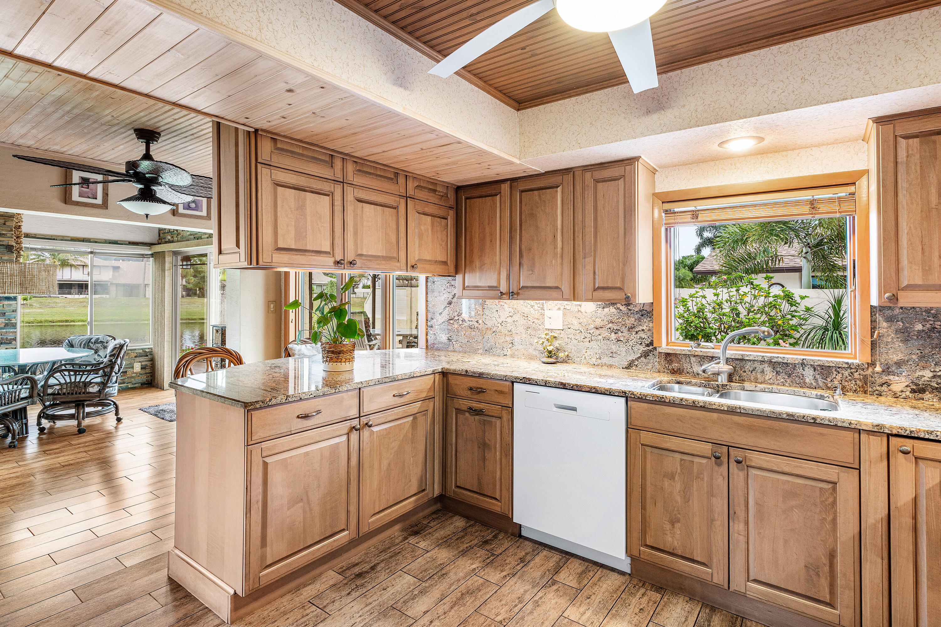 419 Southwest 28th Avenue Delray Beach, FL 33445 - Photo 15 of 48 020-419Southwest28thAvenue-DelrayBeach-F