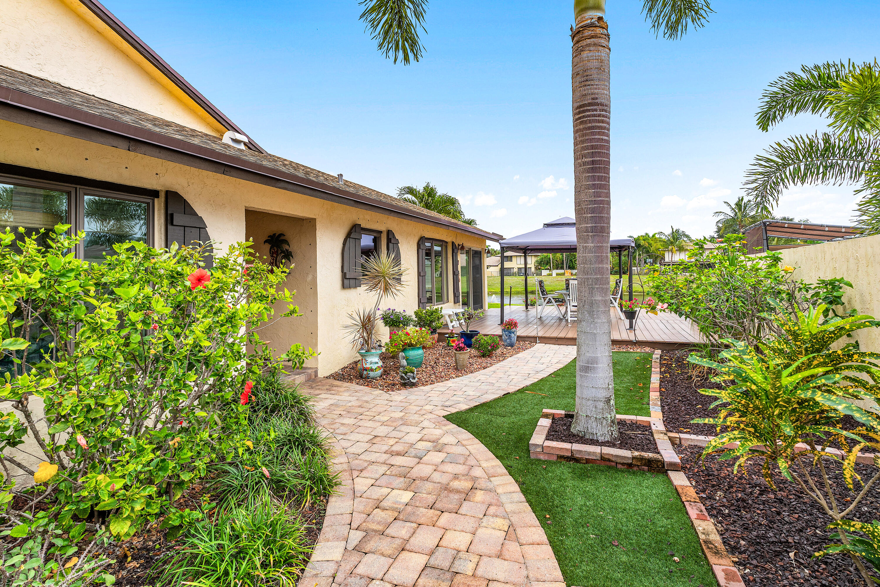 419 Southwest 28th Avenue Delray Beach, FL 33445 - Photo 4 of 48 006-419Southwest28thAvenue-DelrayBeach-F