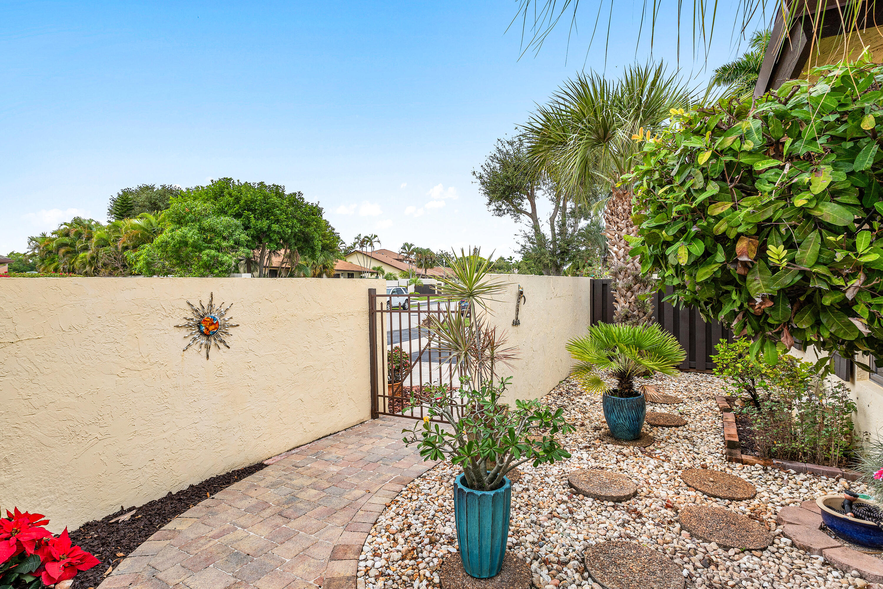 419 Southwest 28th Avenue Delray Beach, FL 33445 - Photo 5 of 48 004-419Southwest28thAvenue-DelrayBeach-F