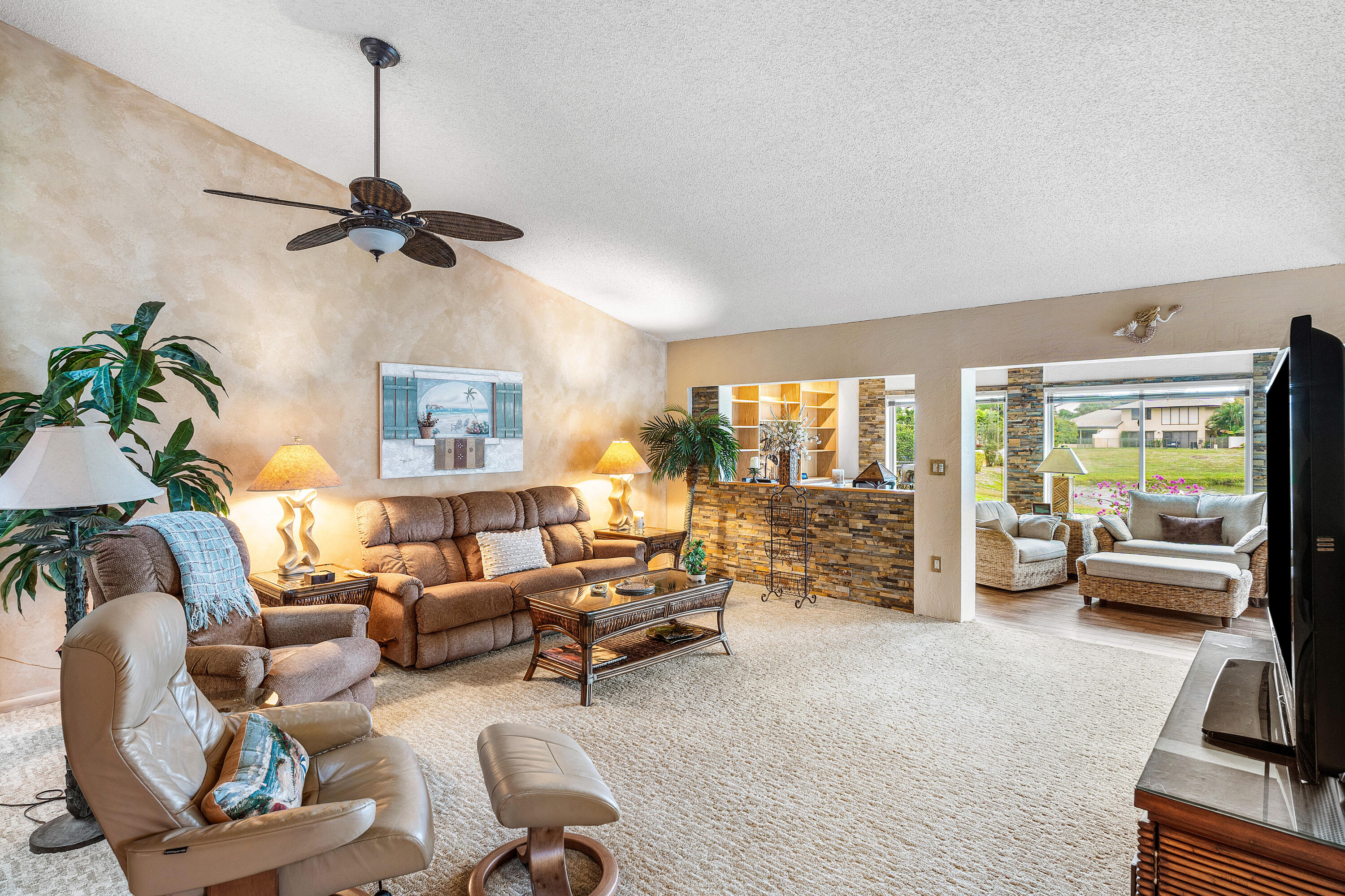 419 Southwest 28th Avenue Delray Beach, FL 33445 - Photo 9 of 48 009-419Southwest28thAvenue-DelrayBeach-F