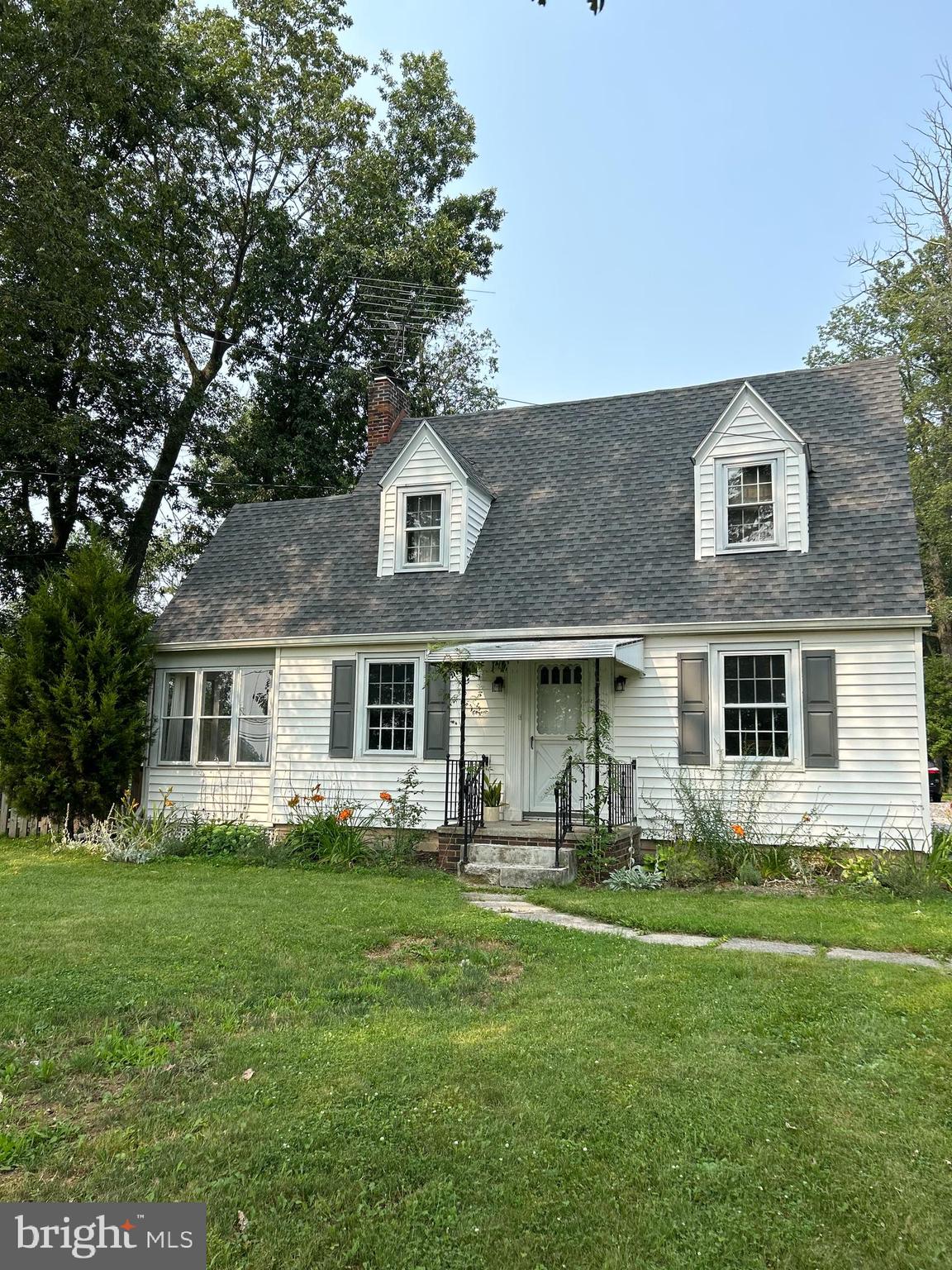 1175 Felton Road Red Lion, PA 17356 - Photo 1 of 16 a front view of house with yard and green space