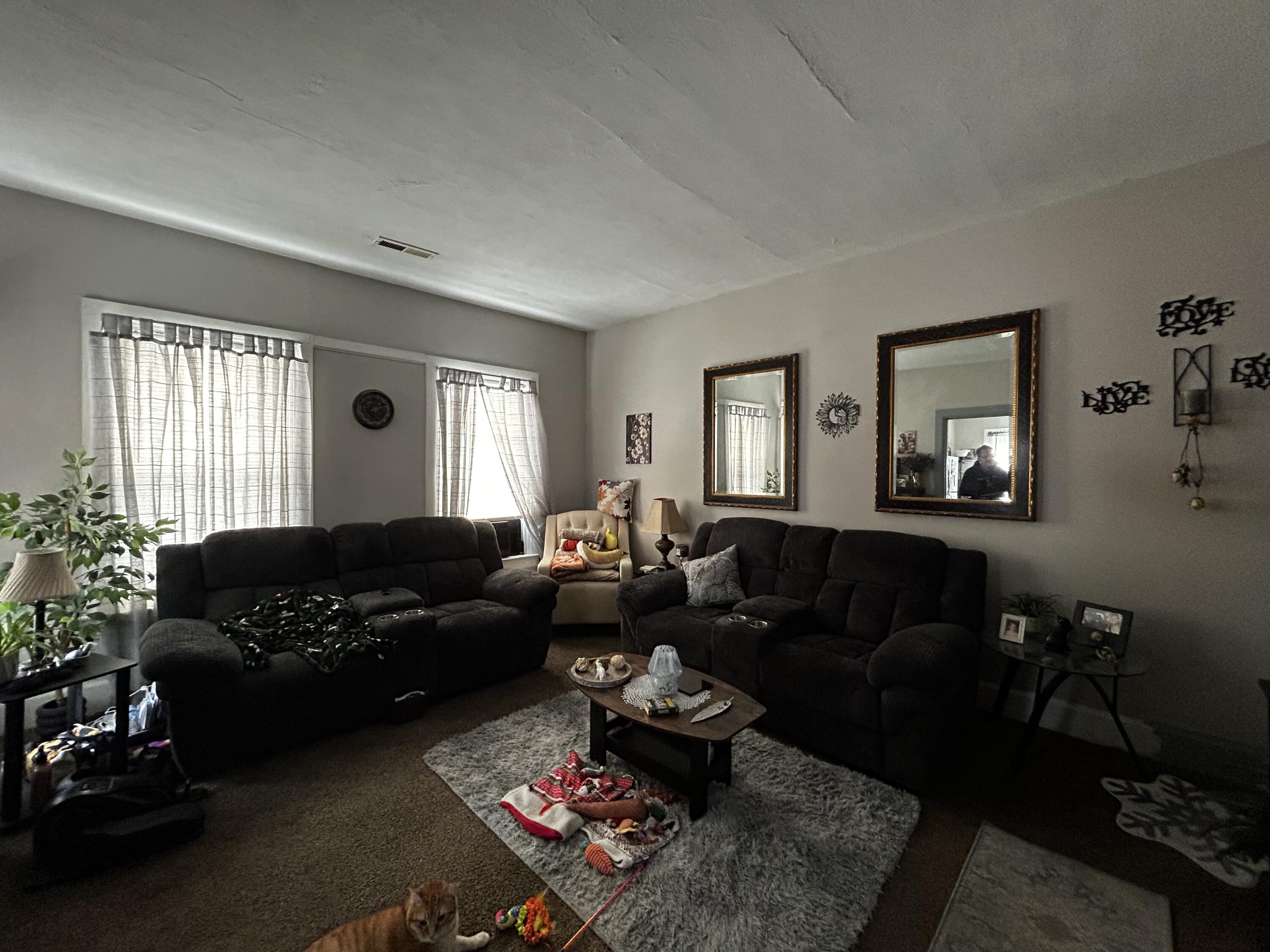 1518 Geneva Street Racine, WI 53404 - Photo 8 of 17 IMG_7882