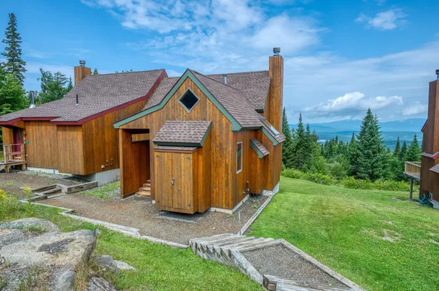 $769,900 | 81 Rock Pond Road, Unit 1040, Sandy River Plt, ME 04970