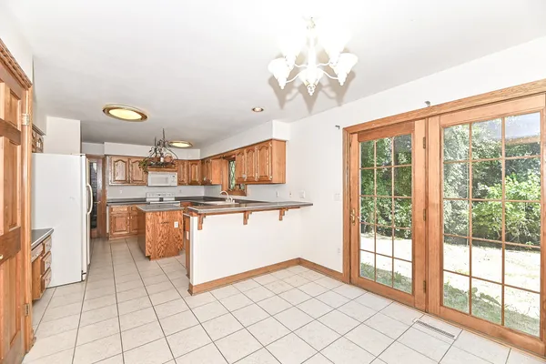 $949,750 | N7450 Carriage Drive, Troy, WI 53121