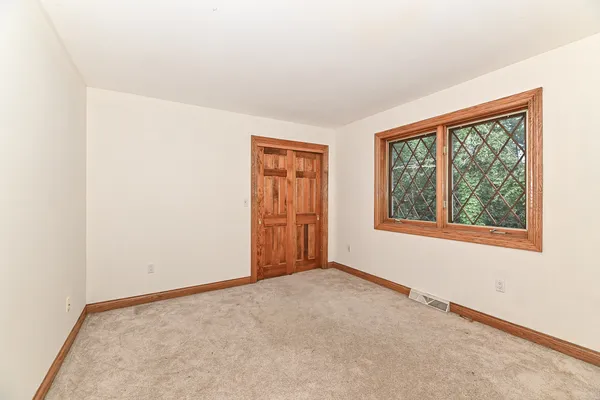 $949,750 | N7450 Carriage Drive, Troy, WI 53121