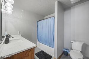 11279 Holly Road Neosho, MO 64850 - Photo 20 of 77