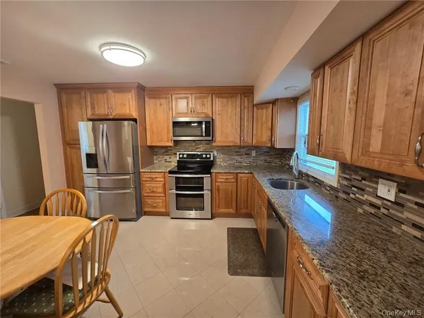 $3,300 | 2115 State Rte 55, Unit 1, LaGrangeville, NY 12540