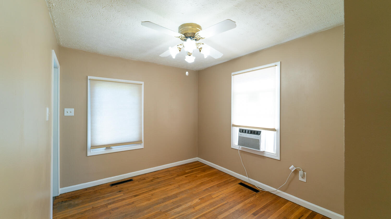 1349 Rutland Avenue Springfield, OH 45505 - Photo 10 of 30