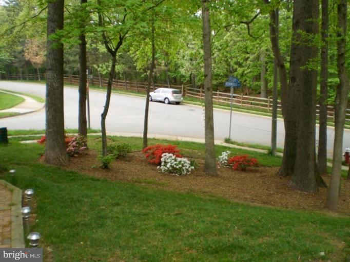 6401 Gregory Court Springfield, VA 22152 - Photo 2 of 20 Exterior #2