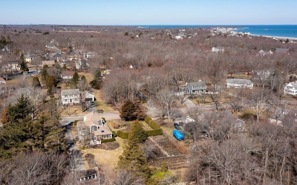 397 Tilden Road Scituate, MA 02066 - Photo 4 of 31