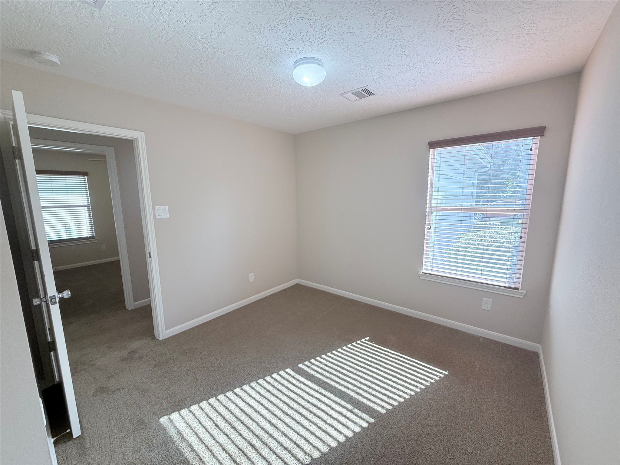 29225 Legends Valley Drive Spring, TX 77386 - Photo 21 of 30 29225 LEGENDS VALLEY DR - Secondary Bedroom