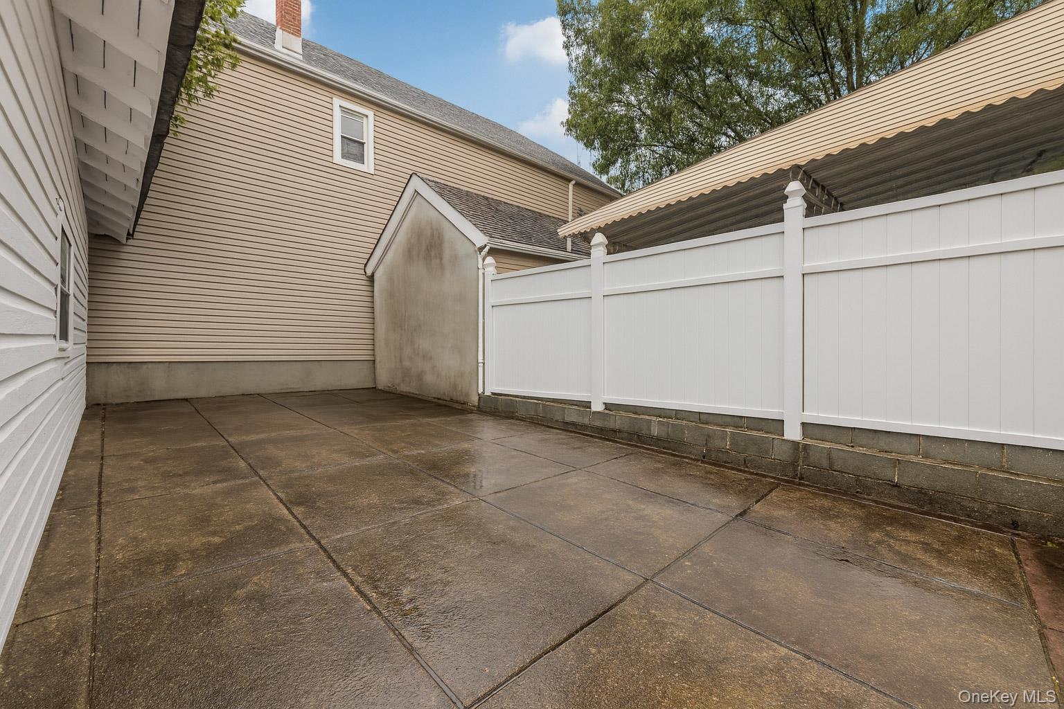 90-06 107th Avenue Queens, NY 11417 - Photo 12 of 13 a view of a garage