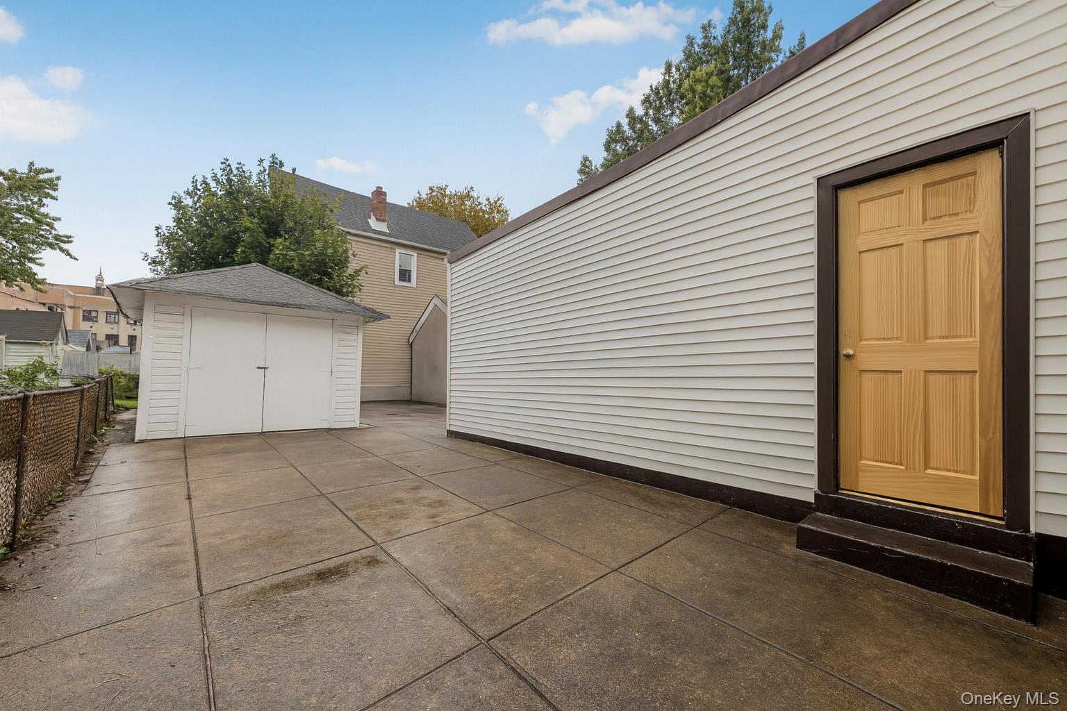 90-06 107th Avenue Queens, NY 11417 - Photo 13 of 13 a view of a garage