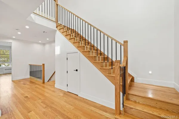 $1,599,000 | 5 Mirror Lake Road, Unit 202, Spring Valley, NY 10977