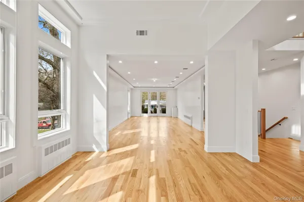 $1,599,000 | 5 Mirror Lake Road, Unit 202, Spring Valley, NY 10977
