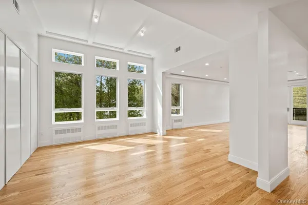 $1,599,000 | 5 Mirror Lake Road, Unit 202, Spring Valley, NY 10977