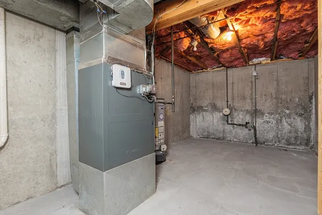 $2,500 | 13 Iris Way, Unit 21, Haverhill, MA 01830