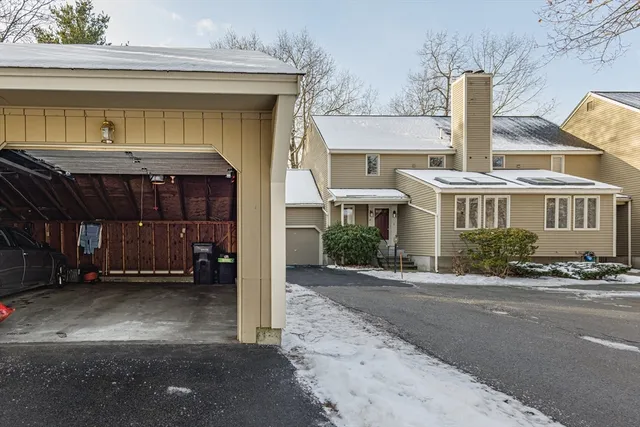 $2,500 | 13 Iris Way, Unit 21, Haverhill, MA 01830