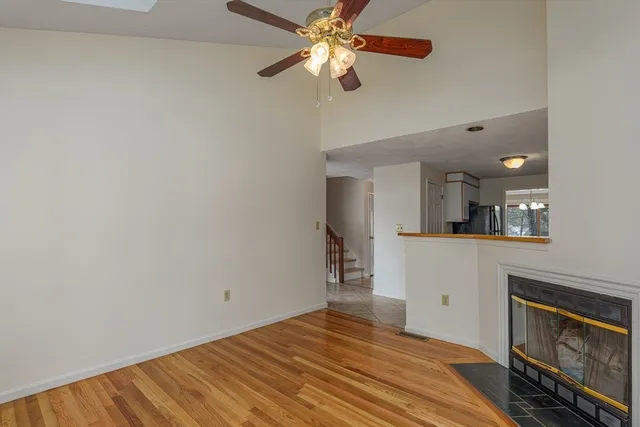 $2,500 | 13 Iris Way, Unit 21, Haverhill, MA 01830